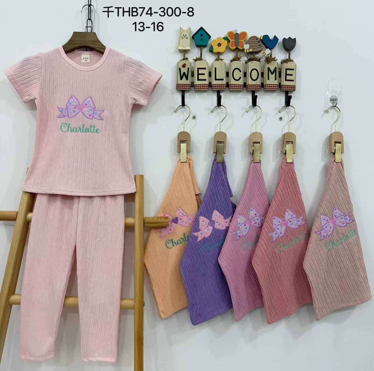 بناتي صيني وسط   قياس 17-20   
 👍🏻  كلينكس  سعر الدرزن 
يلبس من عمر 5 سنوات لحد 9 سنوات سعر الدرزن 42


**إذا كنت صاحب هذا الإعلان وتريد حذفه لأي سبب، رجاءا أرسل رسالة إلى الدعم الفني**