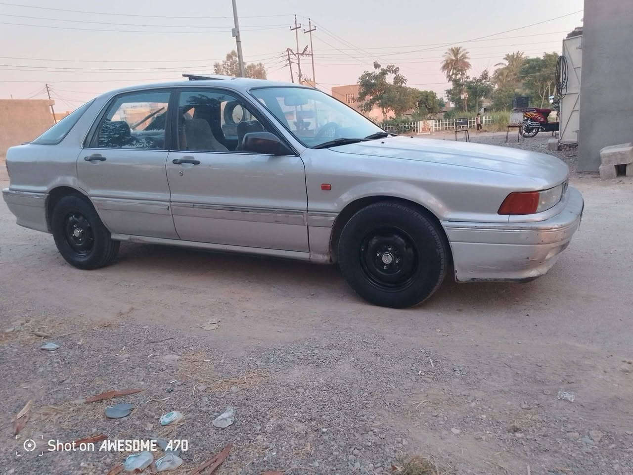 سلام عليكم ❤
مسيبوشي كلنت 
مديل ٩٢
سنويه ورقم جديد 
مكان السياره/ ديالى ناحية سعديه 
مكلف بل نشر 
 رقم صاحب السياره /‏‪***********‬‏
