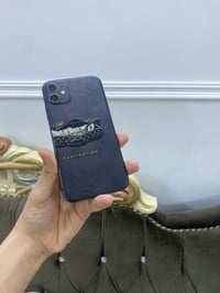 أيفون 11 مغلف  بطارية 86 مبدل ذاكره 64 النموذج M مبدل شاشة فقط اصلية ا...