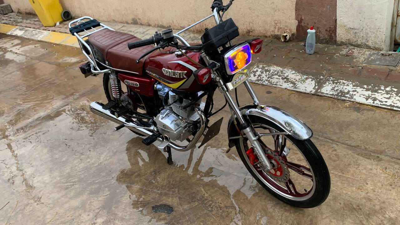 سلام عليكم دراجه سولنك 2023 مكينه مامفتوح سعر 550 وبي مجال بسيط رقم ***********
