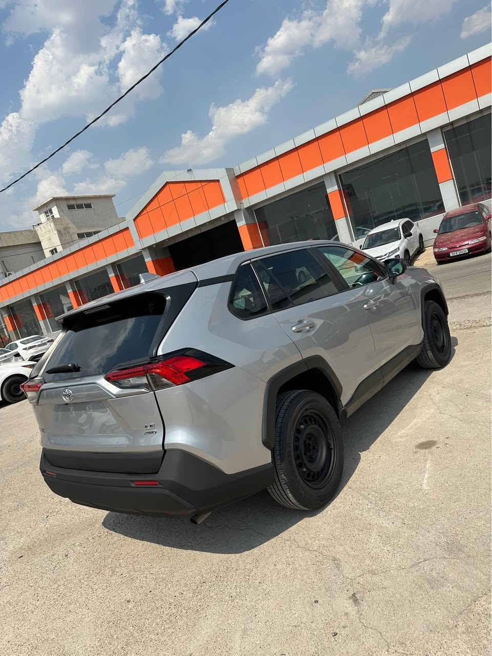 رافور LE AWD موديل 2024
بدون صبغ
سعر 205 ورقه
***********
عنوان عقرة اكر, نينوى
