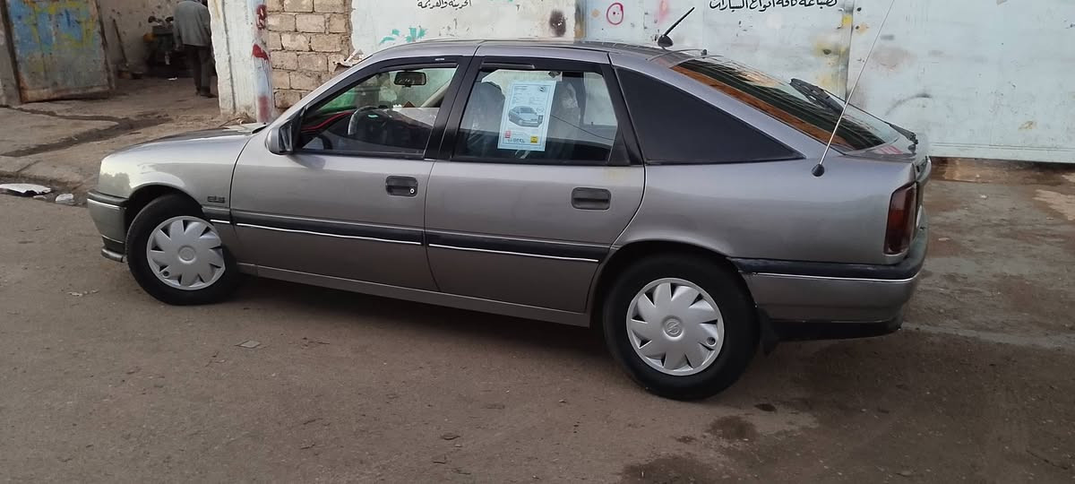 السلام عليكم
اوبل فكتره جنطه  موديل 89،حجم 20 مصبوغه عام جماليه السياره حلوه مال جناي، رقم جديد، بسمي 
***********،،  سعر 37 وبيه مجال قليل 
مكاني الموصل الايمن رجم حديد،،
