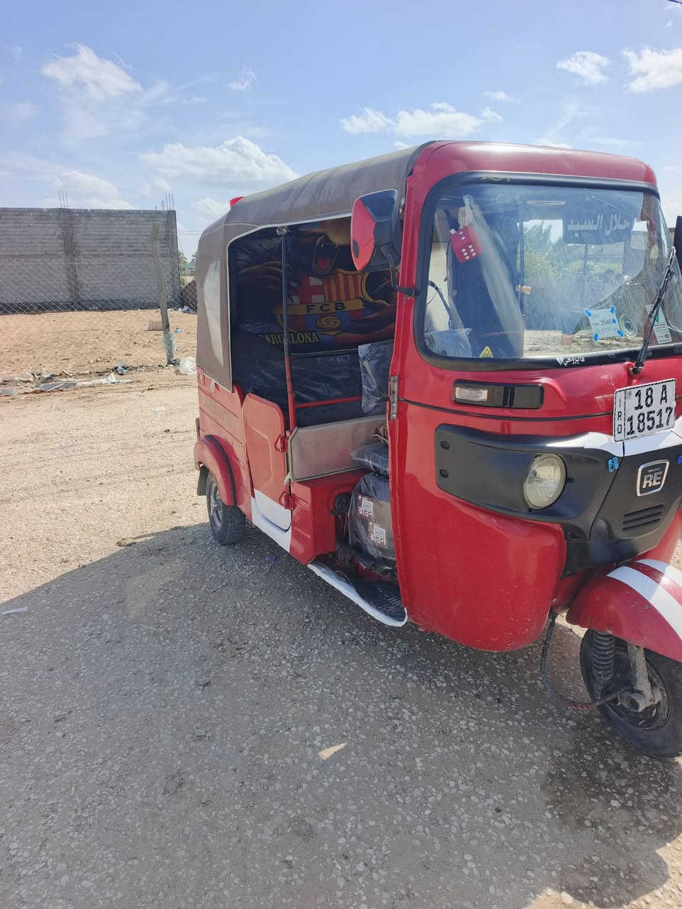 السلام عليكم للبيع تكتك 2018 تكتك جاهزه عل اخر حبايه مذب عليه ربع دينار مكينه خير من الله لاتنقيص لاتبخير ضربته لغد اليسر السعر 5300 وبيها مجال اتصال ***********
