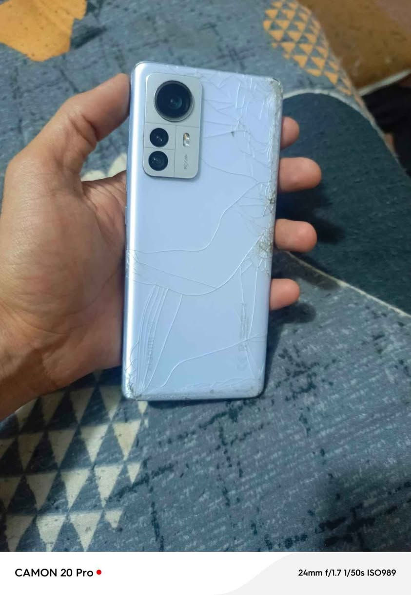 شاومي 12برو 5g ءاكرة256 دبل سيم السعر 150 فقط الجهاز بدون عراض عيوبه موضحه بالصور 3خطوط بلشاشة والضهر مكسر ممأثر نهائيا ع اللمس أو الاستعمال الباقي مكفول بوبجي 90 فريم مكاني بغداد الكمالية *********** بغداد, العراق
