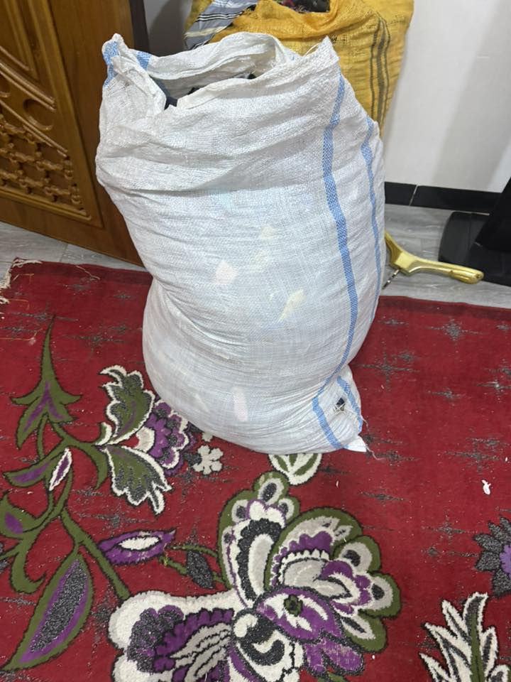 اربطه رجالي درجه اولي تصفيه مخازن متوفر العدد 1000 قطعه بشليف ***********
