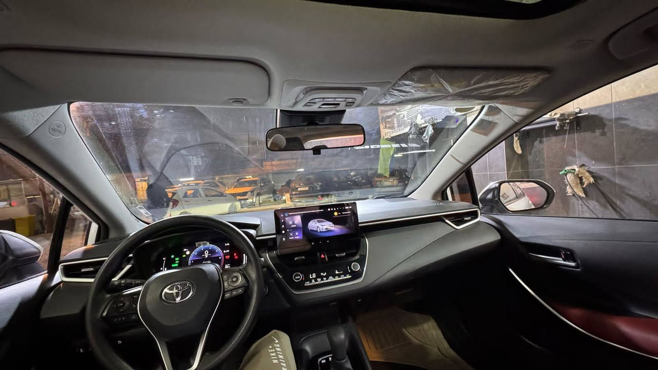 للبيع كورلا هايبرد 2024
السعر/ ١٣٧ وبيها مجال 

 ماشية/ ٤٧ الف

رقم بغداد باسمي

موقعها بغداد + بابل

بيها طخة بسيطة بالباب الخلفي والجاملغ موضحة بالفيديو 

المواصفات :

1/1 عدى الكشن مو كهرباء 

بصمة

فتحة

دخول ذكي

کامره خلفية عدستين

رادار

نظام اللايت اوتو + العالي أوتو 

مثبت سرعة

قيادة ذاتية

نظام تحكم ستيرن

نظام تحديد مسار وتنبيه عند الخروج من المسار 

توقف ذاتي

اوتو هولد

جام اوتو

قطعتين تبريد

شاشة ديجيتل

كشنات جلد لونين احمر وأسود 

سايد بريك بصمة

3 انضمة قيادة ايكو، نورمال، سبورت

للتواصل خاص او واتساب/ ***********
