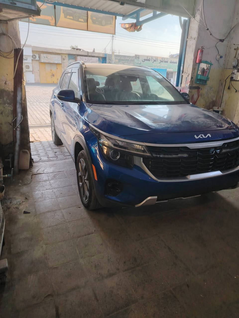 سليتوس وارد موديل ٢٤ بدون حادث بدون ايرباك شي بسيط دعاميه سياره جديده السعر ١٥٠ وبيه مجال الاستفسار ***********
