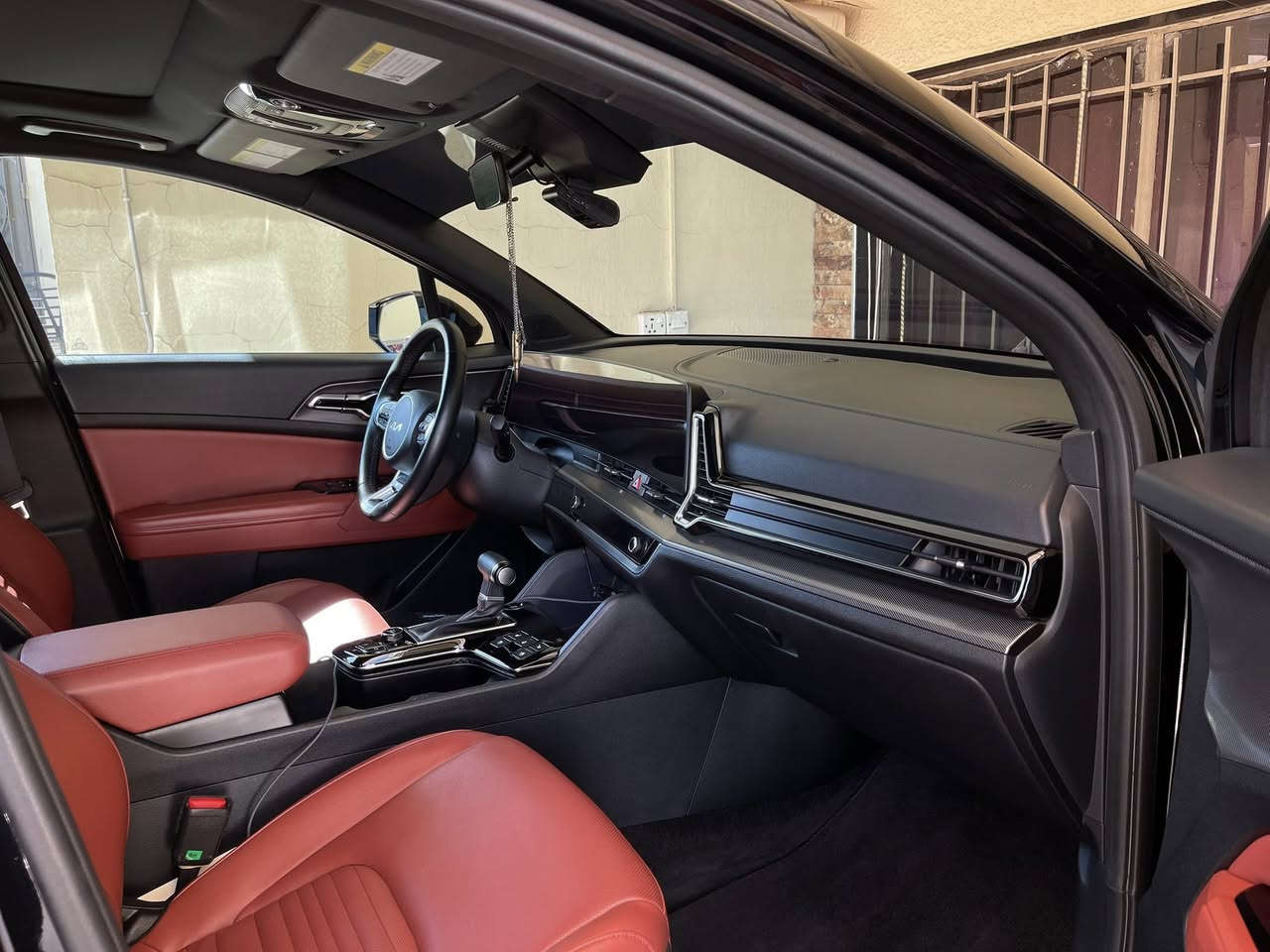 كيا سبورتج بدون صبغ بدون ايرباك
2024 sx برستيج
اعلى فئه بالسبورتج فول
 🛑 داخل احمر 
جاملغ امبدل نفس اللون ودعاميه مصلح ربعها ونفس اللون 
بيها pdr ب الجنطه مال شحن
ماشيه  24 الف 
كشنات تدفئه وتبريد 
كامرات 360 
كامرات ب الدشبول
كيجات ثري دي 
كشنات ميموري 
وباقي المواصفات المعروفه
242 السعر 

***********
مكانها السيديه
