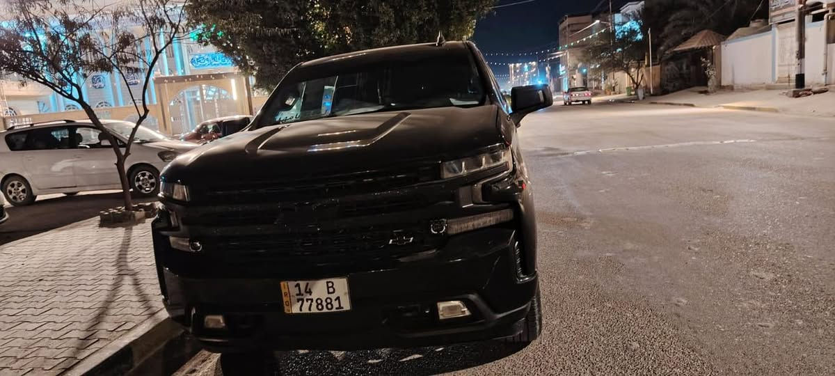 السلام عليكم 
مكلف بالنشر 
للبيع سلفرادو 
السعر 230 $ وبيه مجال 
وارد امريكي حادثه بجم تبديل بنيد + دعاميه
العنوان البصره المدينه 
رقم بصره تحويل
باقي التفاصيل اتصل وبخدمتك 
‭0771 201 5608‬

‭0780 963 5421‬
