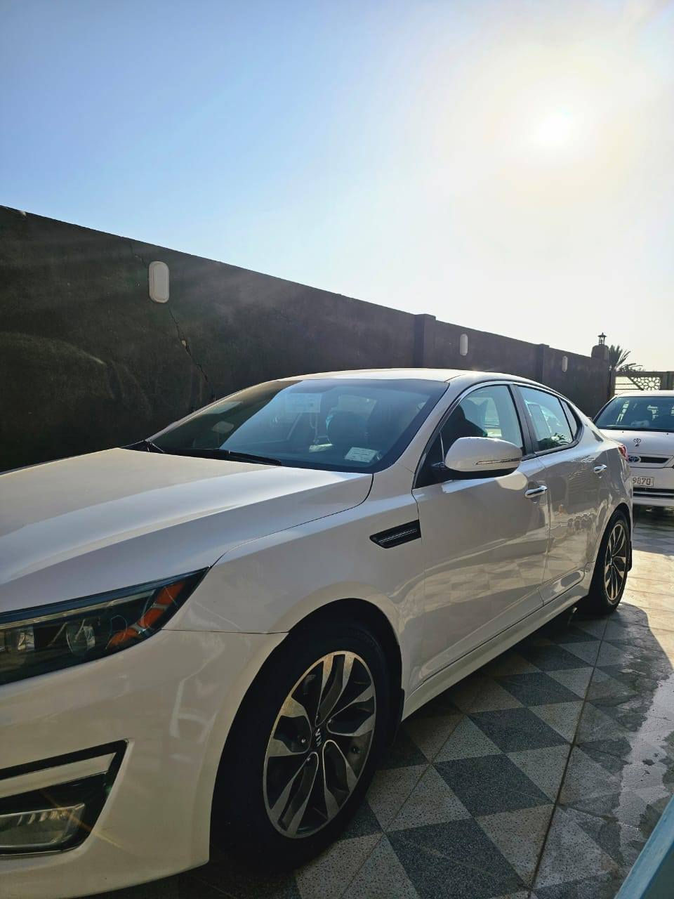 السلام عليكم اوبتيما موديل 2014 وارد امريكي حادث بنيد مبدل وبلعراق تبدل قبق الجنطه بدون دواخل حره رقم ذي قار مداور ثاني يوم السعر 120 وبيها مجال ***********
