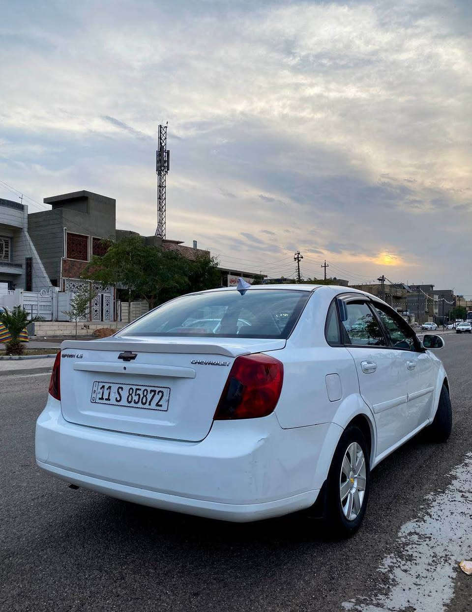 السلام ؏ــليـڪم 
شيفروليت اوبترا 2012 رقم بغداد انكليزي مشروع وطني لغاية 2028 / وارد خليجي شركة عامه  / محرك 4 سلندر حجم 1600 / اللون ابيض 

مواصفات (LS)  / تحكم ستيرن / مدخل USP / اواكس / كشافات امامي / سستم سماعات / ويلـ 15 / مرآة تعتيم / تدفئه / تبريد ❄️ / سياره عليها ادامه كامله ولا كلوب مشتغل بدشبول وجاهزهـ

ضرر / صبغ 3 قطع فقط جاملغ امامي وباب خلفي وهلال جاملغ خلفي بدون ضربه اثر شخوط / كهربائيات مملعوب بيها ع بلاد دواخل اللغود شواصي تكم كلها سليمه ♥️ سيارهـ كلها ليبل واحد بدون تبديل

 محرك كير مكفول / صدر خلفي جديد صدر امامي جديد

مكان / بغداد حي الجهاد / السعر  $80 وبيها مجال بسيط  السيارهـ بأسمي ♥️

 ***********

مامتواجد ع فيس اتصال فقط بغداد, العراق
