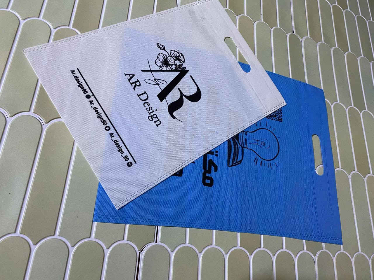 إعلان لأصحاب المحلات 
نوفر خدمة طباعة الأكياس للمحلات بجميع الأحجام والتصاميم.
طباعة اسم وشعار المحل، جودة عالية وأسعار مناسبة.

,, تتوفر خدمة توصيل 
📩 للتواصل مراسلة خاص أو واتساب: (***********)
انستغرام: ur.print9
