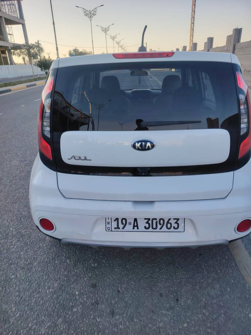 صول ٢٠١٧ محرك ٢٠٠٠ صبغ جاملغ امامي والدور الجاملغ الخلفي سونار بلمنشور ماشيه ٧٨ محرك كير تبريد حداديه كله تمام سعره ١٢٠ اتصال ***********
