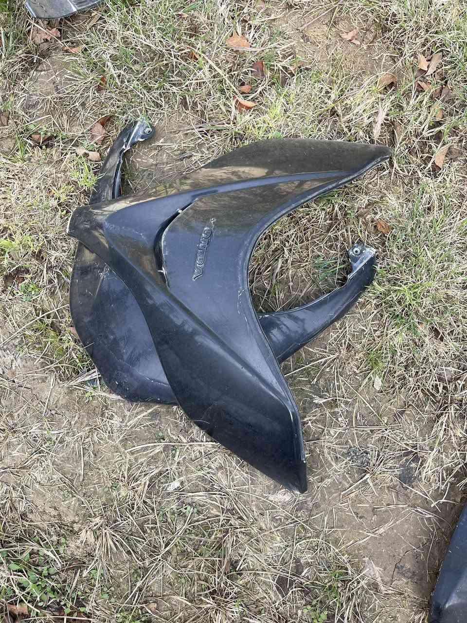 تفصيخ فورزا09 08 كلشي موجود
مكان اديالى 
***********
