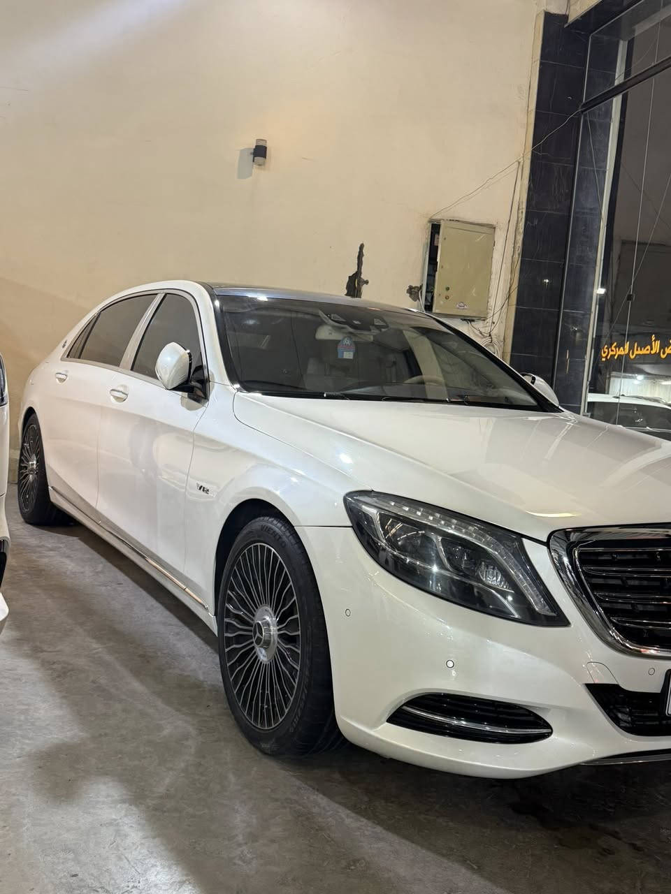 مارسدس مايباخ اصلي وارد خليجي 2016 كفاله عامه ***********
