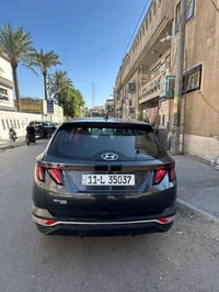 توسان موديل ٢٢ وارد امريكي تبريد تدفئه صدر كامله ماشيه ٣٠ الف صدر جديد...