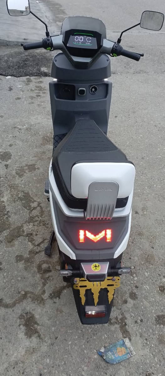 ماطور شحن للبيع موديل تسيلة2026 6بطاريات فول مواصفات مستخدم شهر سعر خاص ***********
