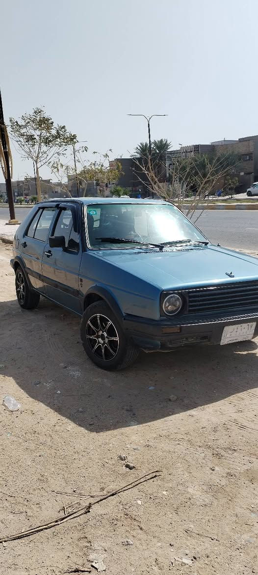 كولف ٩١ محرك ١٨٠٠ دوش كير عادي صدر جديد رقم انبار بأسمي السعر ٢٧
***********
