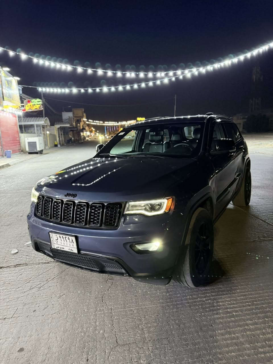 السلام عليكم 
جيب كراند شيروكي 
موديل 2019 
لمتد مواصفات اوفر لاند 
فول عده الجكات 
رادار امامي 
رادار خلفي 
رادار جانبي 
اشاير بالمري 
حساسات خلفي 
اللون ازرق غير محدد
رقم بغداد تحويل ثاني يوم 
ماشيه 144 الف قابل للزياده 
حادثه من امريكا سطحي وخفيف 3 قطع 
وبالعراق الباب خلف السائق صار بيه صبغ يعني 4 قطع
ايرباك برده وحده وراجع سستم  
محرك 6 سلندر 3.6 
السعر 239$ وقابل للتفاوض 
مكان السياره النجف الاشرف 
السياره نضيفه حداديه جديده مصار شهرين من مسويه تخم تاير جديد السياره كلش مداريه ونضيفه 
للاستفسار اكثر 
*********** 
غير متواجد عالفيس
