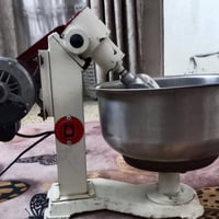 عندي عجانه ايراني صناعيه للبيع ( ١٠ كيلو )  مستخدمها مرتين فقط نضيفه ج...