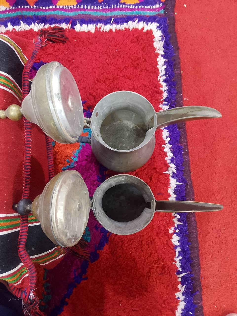 دلال بغدادي باله كويتي قديمة للبيع قياس 30 28 للستفسار اتصال *********** يوجد توصيل
