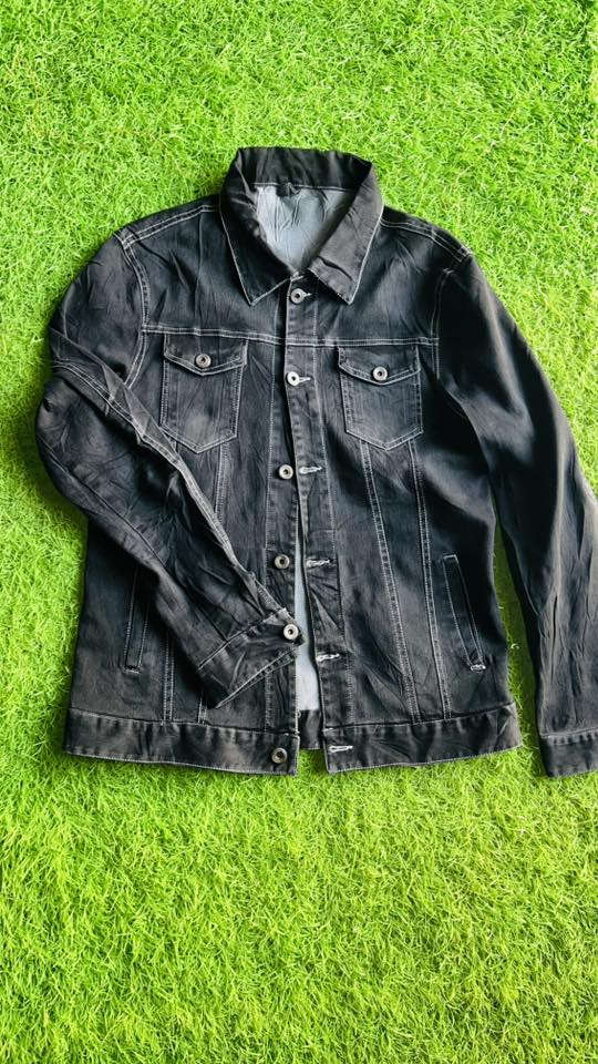 كسر اليوم موعدنه الساعه 7:00م 
قمصله جينز 
جاكيت شبابي رجالي 
بجامه 
ستره 
هودي 
موقعنه ذي قار قضاء الفجر شارع ابو جمال مجاور مطعم انوار المدينه سابقا 
***********
