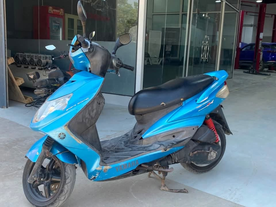 سكنس فحل ياباني رمبة
ديالى بعقوبة نقص بك لايت فقط 
ب 650 وبيهة مجال 
*********** رقم صاحب الدراجة
