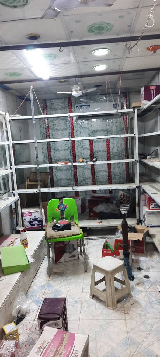 تصفيه ارفوف محل  الرف ٢متر و٣ متر
للتواصل ***********
