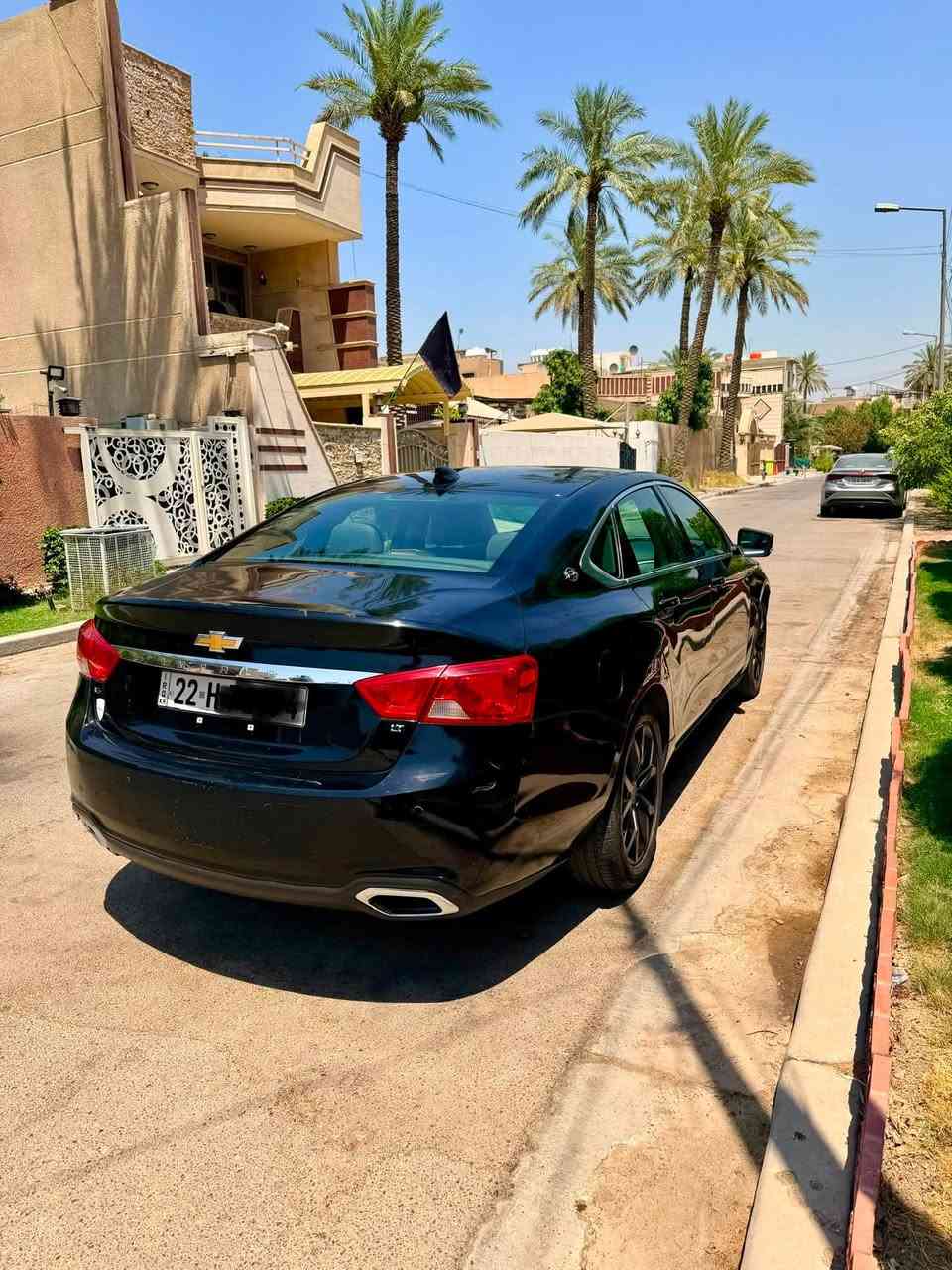 السلام عليكم عندي امبالا موديل2019 للبيع السياره فول عدا الفتحه وهاي موصفاتها 
* ويالة ألمنيوم 18 إنج.اسود 
* تشغيل عن بُعد (Remote Start).
* شاشة لمس 8 إنج.
* دعم Apple CarPlay و Android Auto.
* بلوتوث.
* اناره محيطيه داخل السياره
* نضام الترحيب 
* هاند بريك دكمة كهربائي.
* تبريد منفصل وقطعتين تبريد.
* الكشنات جلد.
* خمس بصمات الابواب والجنطة.
* كشن السائق والبصفة كهرباء.
* محرك 6 سلندر 3.6.
ماشيه 125 ميل 
صدر امامي وخلفي جديد 
تخم تاير جديد 
كامره خلفيه
حساسات 
مري كهرباء 
اشاير بلمري 
* السيارة صفر مسج.
* جاهزة على اخر حباية.
ملاحظة سيارة بدون دواخل لغود وبدون شواصي بدون إرباك بيها سونار جديد مرافقه مع منشور وصوره حادث أمريكي هم حادثه طخطخ 
* السيارة حلوة وجديدة.
* ورقمها  أربيل دوالي جديد هزه جديد 
شرط تحويل أو وكالة 
* مكان سياره بغداد السيديه 
سعرها جدا مناسب 100 وبيها مجال بصيط 
لاستفسار اتصال ***********
