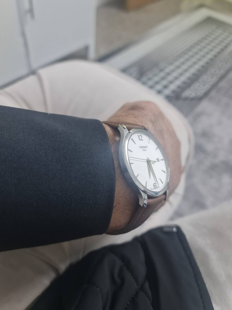 تيسوت اصلي وكاله قطر ولسع جدا زيرووووو حرفيا


**إذا كنت صاحب هذا الإعلان وتريد حذفه لأي سبب، رجاءا أرسل رسالة إلى الدعم الفني**