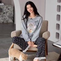 ملابس • تخفيضات • جملة فقط