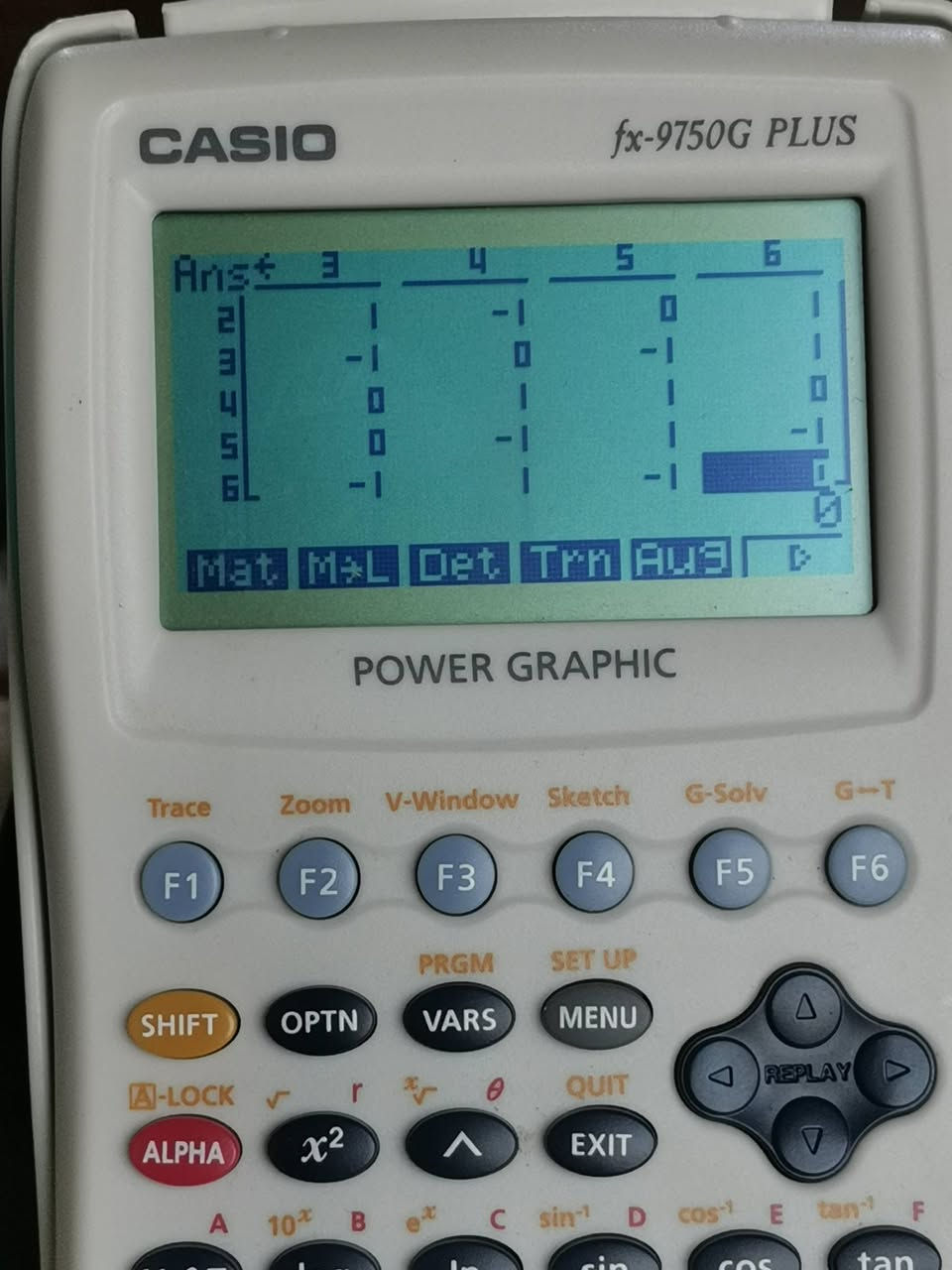حاسبات كاسيو العلمية الاصلية تحل جميع العمليات الحسابية و الرياضية
تحل المصفوفات الكبيره جدا
تناسب جميع الطلبة الدراسات الاولية و  العليا.. 
السعر ٦٥ الف دينار
للاستفسار الاتصال على *********** واتساب ➡️ 🌹
