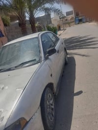 لانسر مكينه ٢٠٠٠ موديل ١٩٩٧ اوتو ماتيك رقم انبار  يحتاجله ترتيب  السعر...