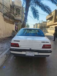 بيجو 405 GLx موديل ٢٠١٢ خصوصي سياره نضيفه  مكان  السيارة بغداد  077138...