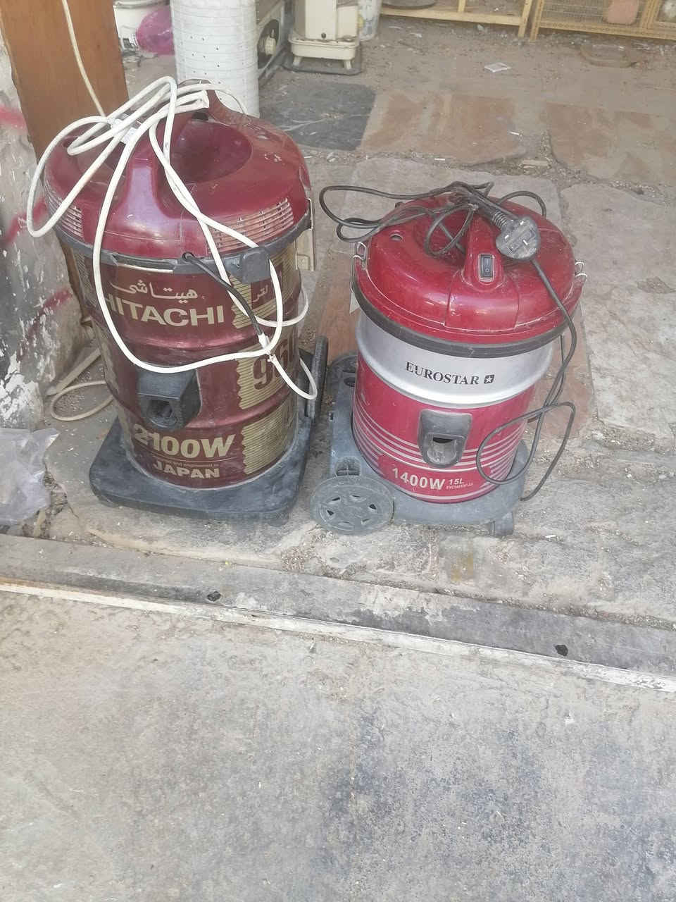 سلام عليكم حبايب غسالت ومكنس البيع مكاني كربلاء حي العسكري مال العبد ***********
