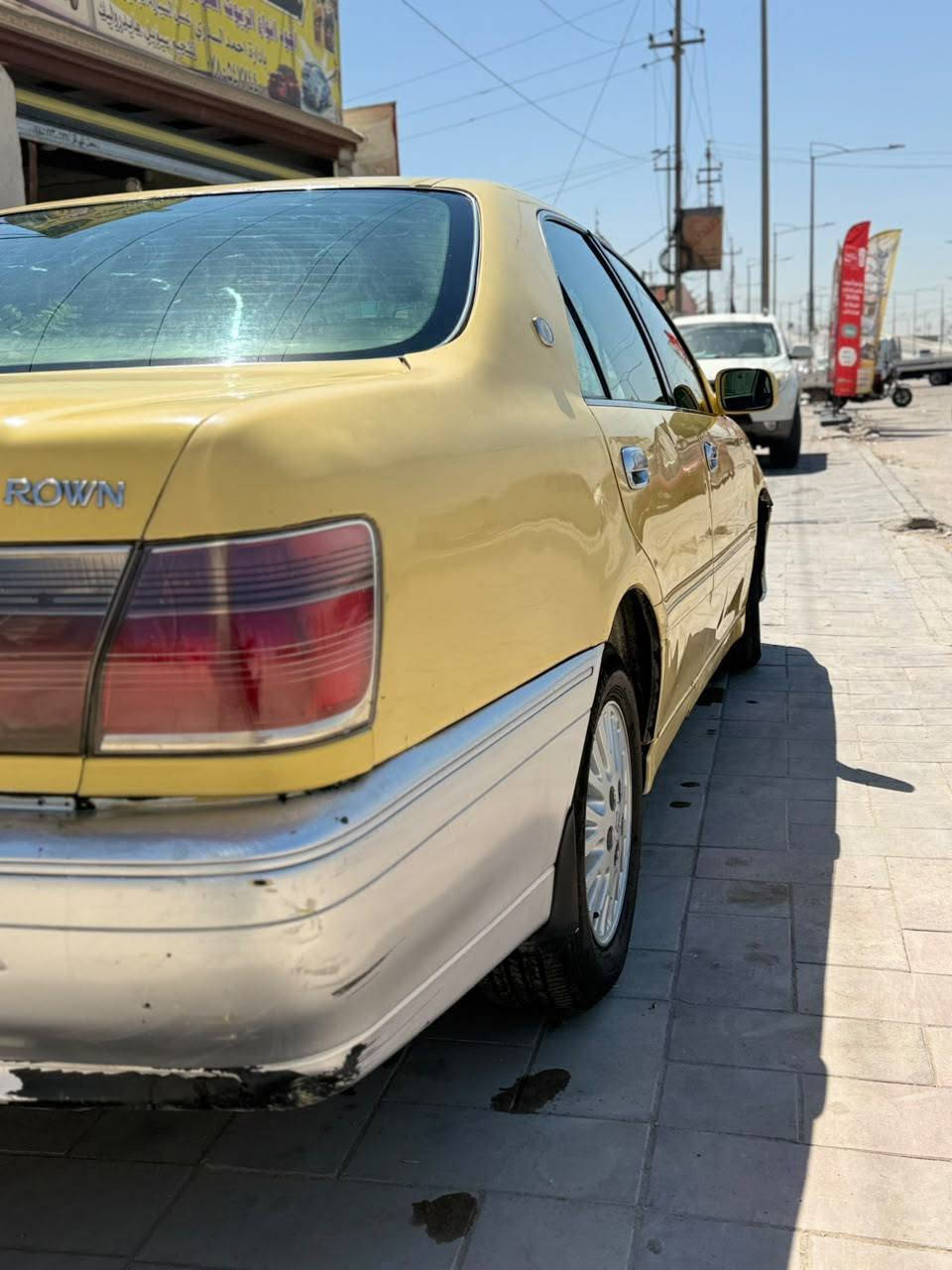 سلام عليكم شباب
ملكه موديل 2000 راعيها مااندله مكينه بيها لاستيك ولف  وناعمه ولاصوت تبريد ثلاجه وتخم تواير وحداديه جديده گشر صافي مكان سياره ناصريه السعر 22 وبيها مجال 
الرقم /***********
