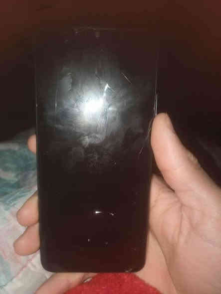 السلام اوعليكم
موبايل ريلمي سي 21المبايل سلس المبايل بي فطر بل جامه 
اوالكامره بيها وسخ المبايل نضيف الشاصي السعر45
التواصل خاص اوارقام 
***********
***********
