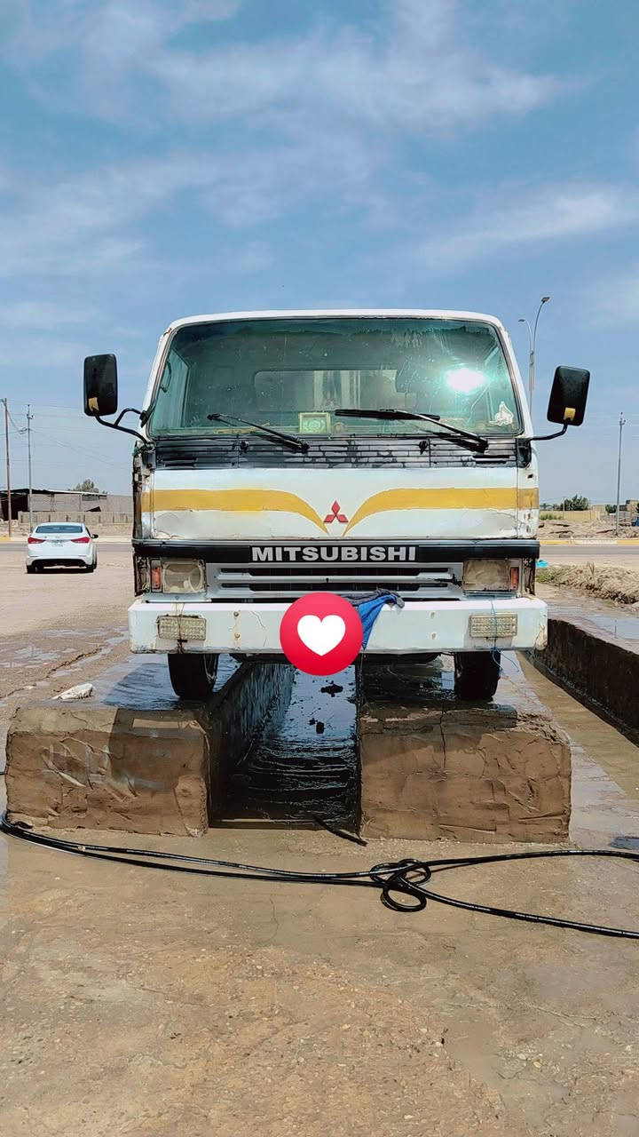 سلام عليكم كابسه نفايات للبيع جاهزه للعمل كبس ميكانيكي وباقي التفاصيل اتصل *********** مكاني ذي قار
