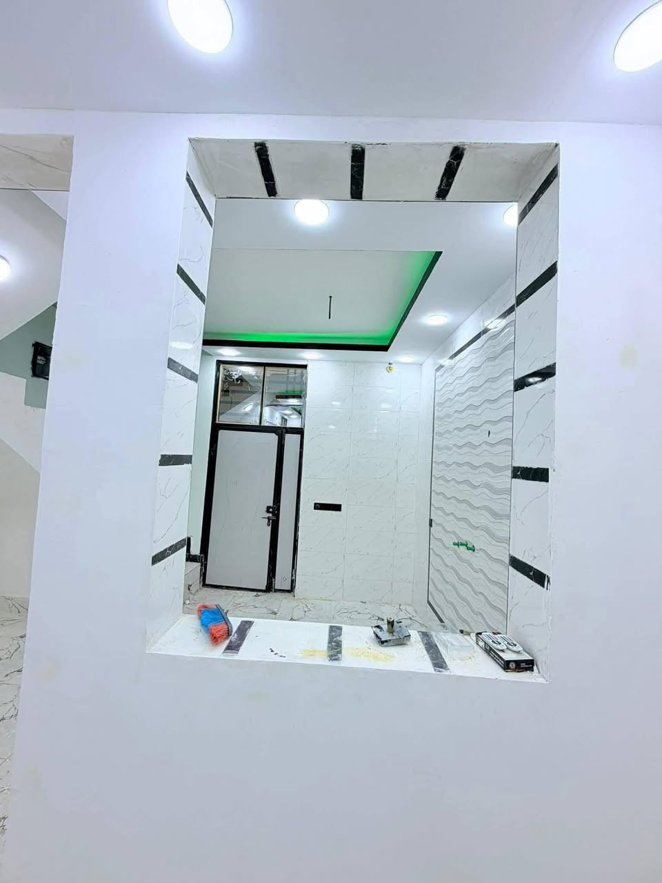 بيت رهن 50متر مقابل
ملحق قريه الغدير عمود 317بل خط الاول
سعر الرهن 10 مليون وبيه مجال
***********
