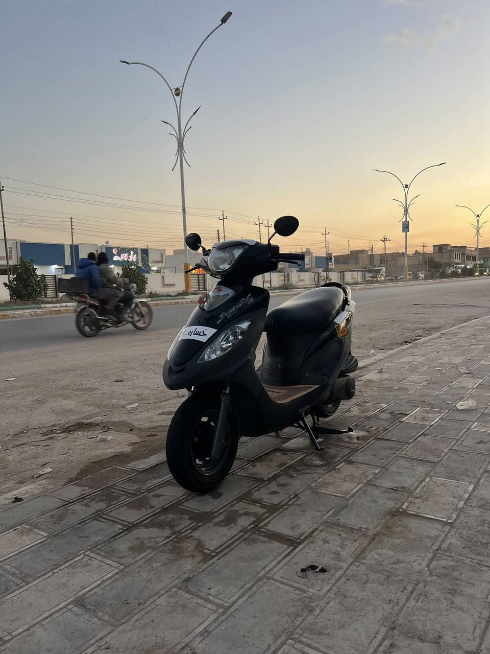 دراجه كامكو في تو كفاله عامه صالهه اقل ال١٥يوم من نازله من الحاويه ماشيه ٢٢حقيقي ماملعوب بيهه شرط مكان ناصريه شطره سعر خاص او ستفسار ***********
