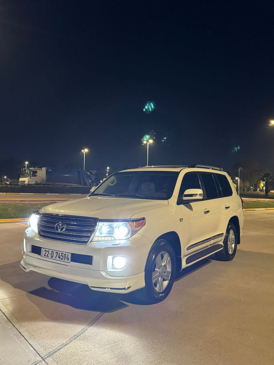 تويتا لاندگرؤزةر ٢٠١٣
سيارة VXRمواصفات Lexus 
سيارة فولي فول 
٨سلندةر 
سيارة كفالة عامة 
دعامي لل دعامي بشرت 
كفالة بس ٤ سابة بية بارد 
سيارة گير محرك  كلة بشرت ما مفتوع 
سيارة كشن بارد 
٤ بسمة
ستيرن كارباي 
سيارة لايتات LED
سيارة فولي فول على واحد 
محرك  ٨ سلندر حادي احسن 
٢ سويج 
شخط مابي سيارة 
***********عندي واتساب
