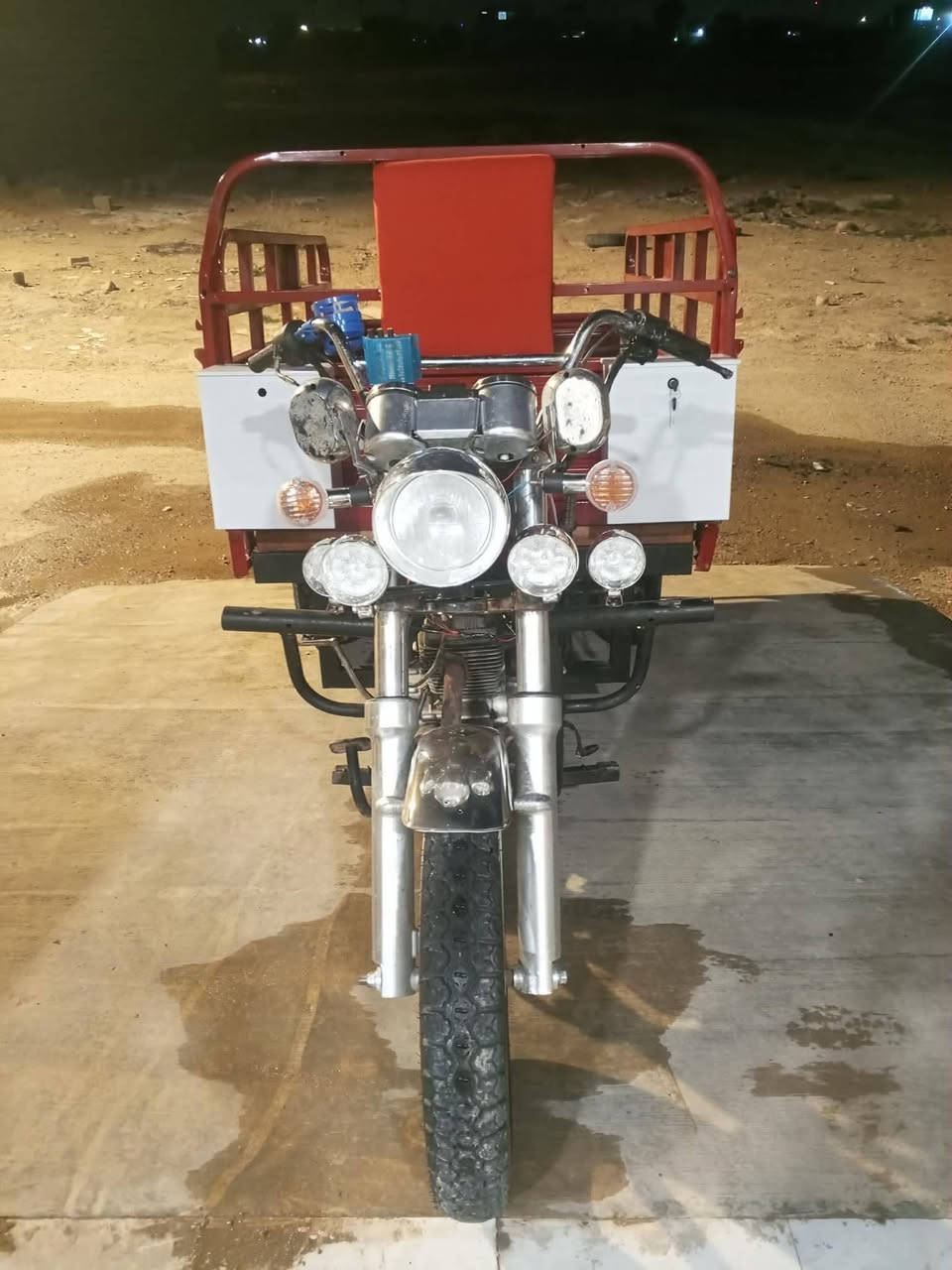 السلام عليكم ستوته للبيع موديل 16والمكينه 17ستوته نضيفه مصبوغه عام كربائيات كله شغاله أوراق ضايعه المكان ديالى الغالبيه للاستفسار اتصل على الرقم ***********
