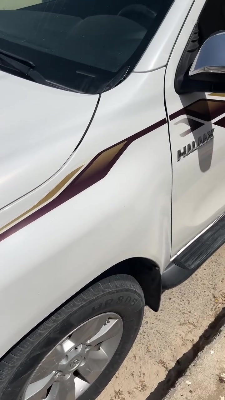 هايلوكس ١٩ فور ويل مكفولة من الصبغ والبارد  مكانها بغداد *********** السعر ٢٧٠٠٠$
