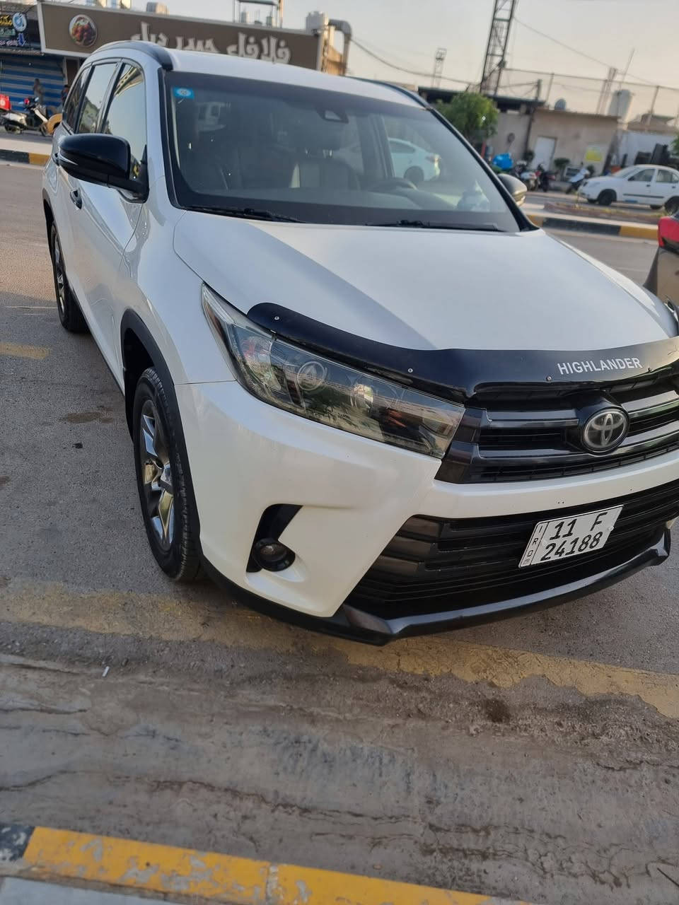 🌹🌹تحية طيبة🌹🌹 
تيوتا هايلاندر 2019 se 
محرك 3500 v6 
بصمه 
فتحه 
فور ويل 
جنطه كهرباء 
ويل 19 
بردات خلفيه 
كشنات منفصل 
كشنات كهرباء 
كشنات منفصل 
تدفئة كشنات + استيرن 
أشاير بالمري 
ماشيه 72.000mil
صور الحادث من ضمن الصور 
تبديل جاملغات أماميه وبنيد 
ارباكات سليمه 
مكان السياره محافظة واسط 
اي استفسار الاتصال على 
*********** 
***********
