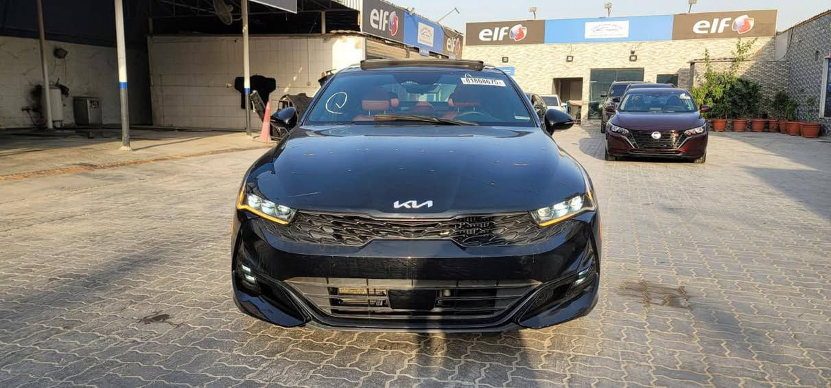 الاستلام بنفس اليوم ( شهداء/حره )

Kia K5 
كي فايف2024
جيتي لاين فول بانوراما بصمه جلد
داخل المنفذ 128

*********** 
***********
