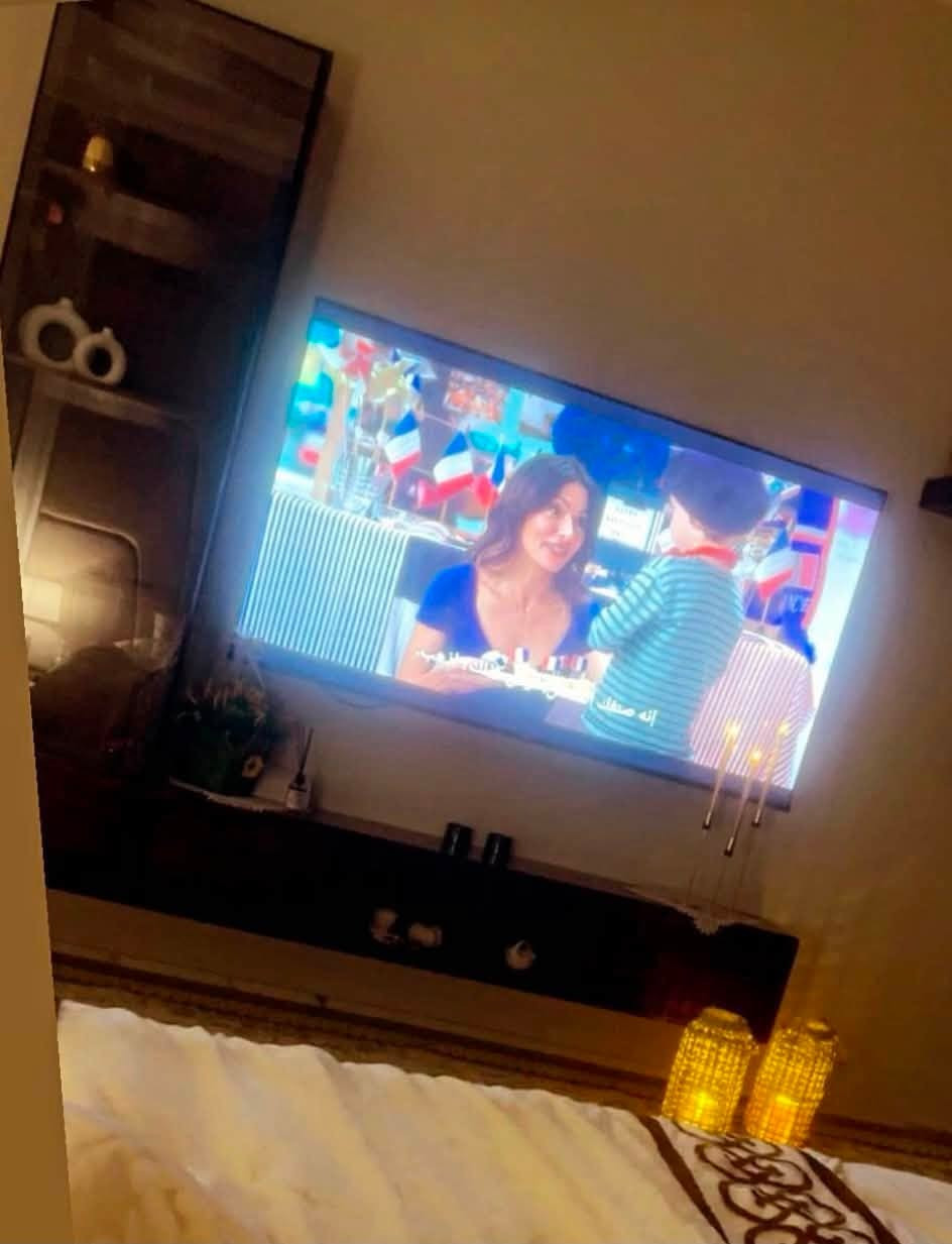 ميز بلازما  خشب صاج  تعليك  ابواب هايدروليك مع انارة مخفية نضيف جداًللبيع مع كابينة خشب وزجاج قياسة 2.45سم السعر 110 وبيه مجال


**إذا كنت صاحب هذا الإعلان وتريد حذفه لأي سبب، رجاءا أرسل رسالة إلى الدعم الفني**