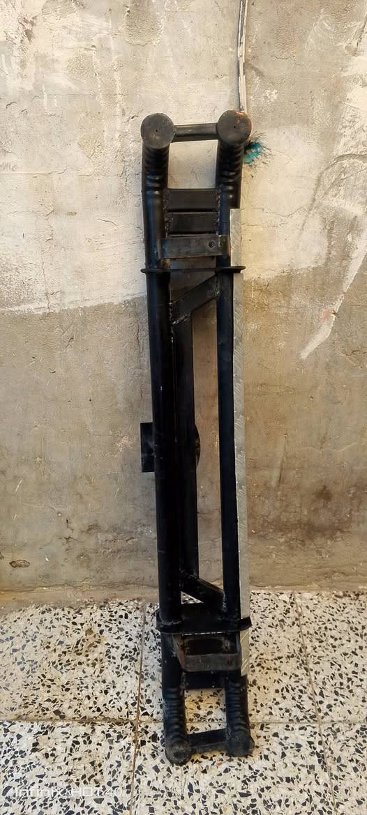 السلام عليكم شباب عندي هاذا الدرع تكتك الي البيع بغداد البلديات السعر 20الف الهاتف ‏‏‪***********‬‏فقط واتساب
