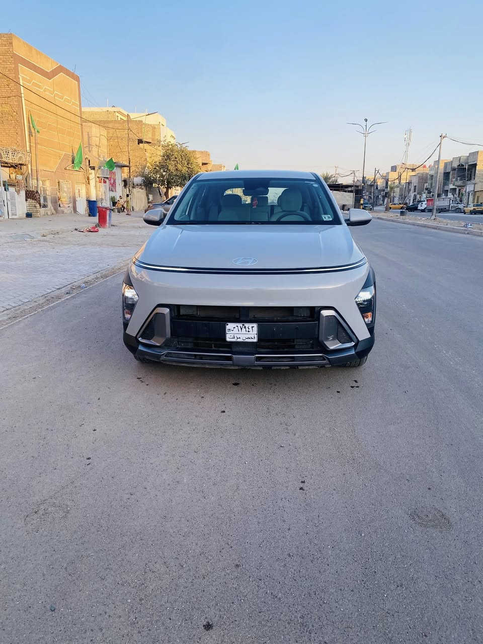 السلام عليكم كونا موديل 2025  موصفات نص فول داخل ابيض
! رادار جانبي
! تحكم جهتين
! بصمه 
! ويل كب
! شاشه كبيره
! كشنات كهرباء
!شاشه كار بلي 
! مانع انزلاق
بيه اهواي موصفات
ماشيه 12 الف mi 
مكينه 2000. دوش 
الحادث موضح بلصور الحافه مال بنيد والجاملغ 
داخل ابيض 🤍

السعر 153. لاستفسار عله الرقم ***********
