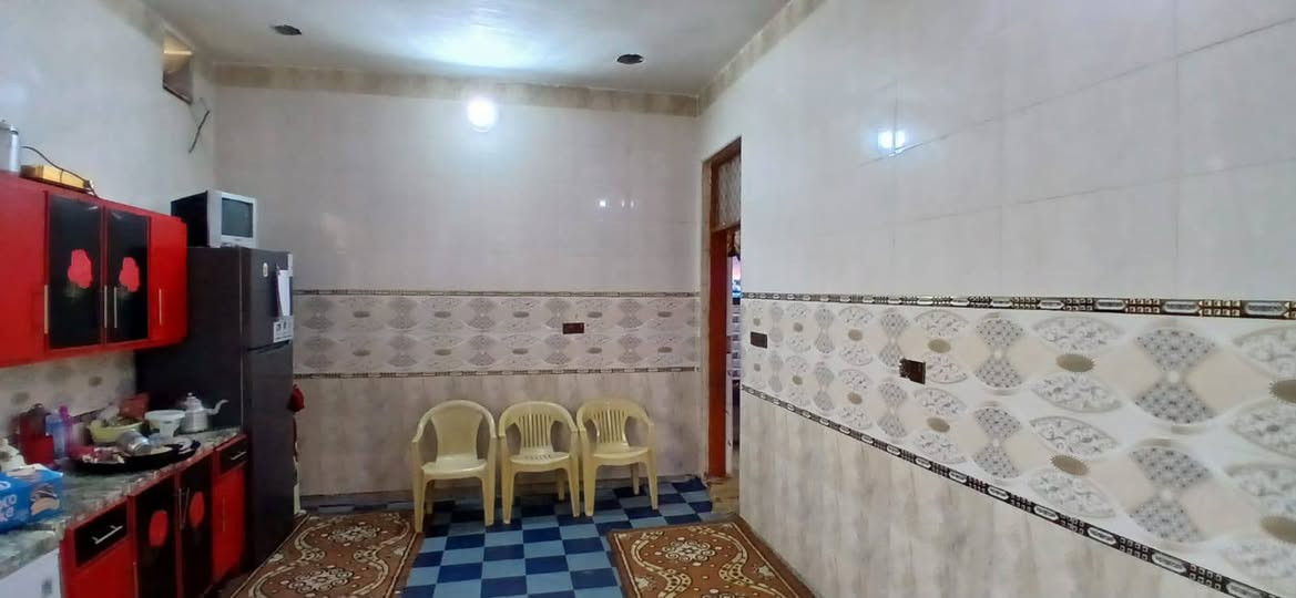 السلام عليكم 
بيت للبيع حديث  للبيع مساحة 240 حي البتول الزراعي مقابل معمل الطابوك ، 

رقم صاحب الدار
‏‪0771 438 1061‬‏
