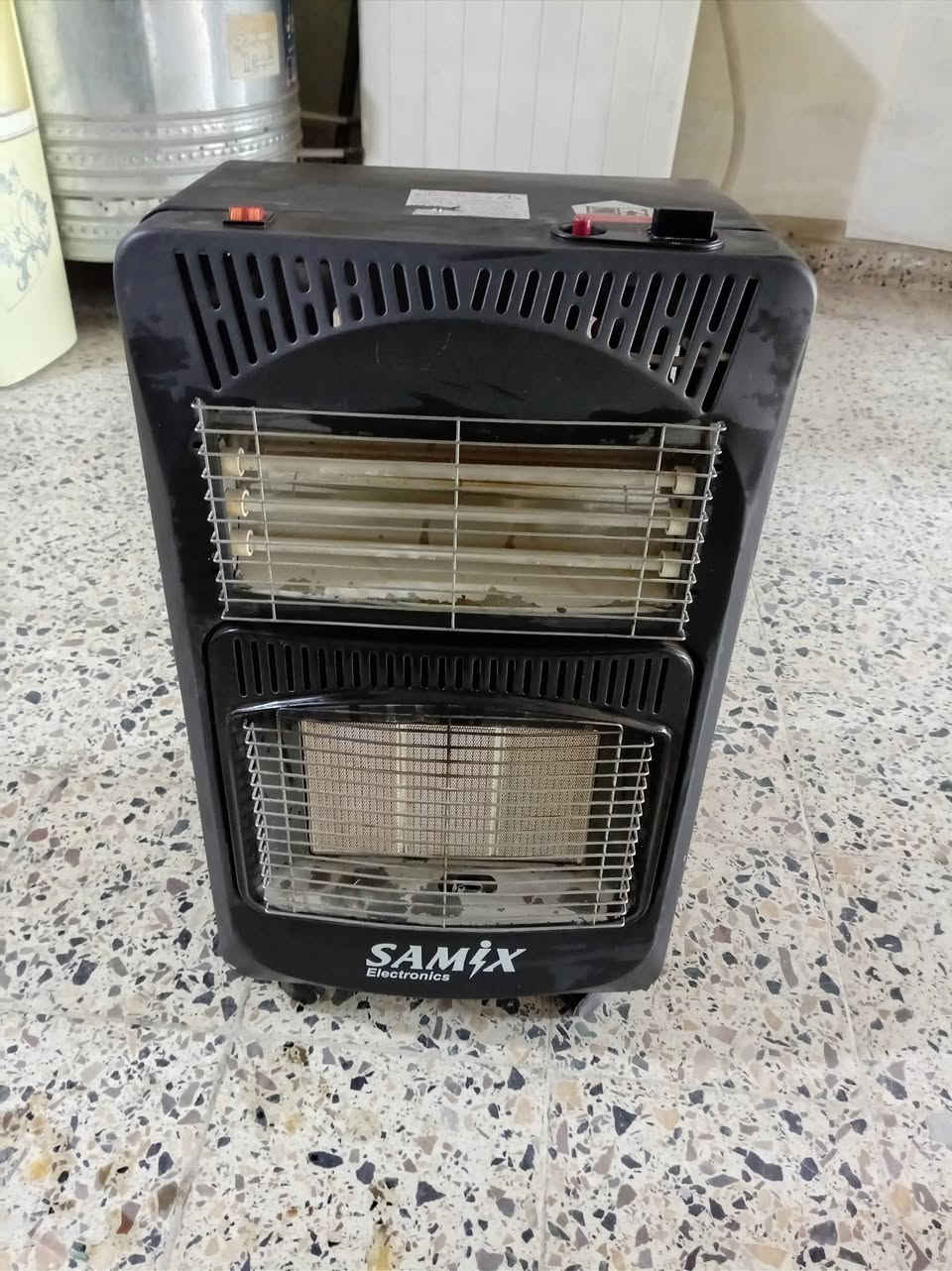 للبيع


**إذا كنت صاحب هذا الإعلان وتريد حذفه لأي سبب، رجاءا أرسل رسالة إلى الدعم الفني**